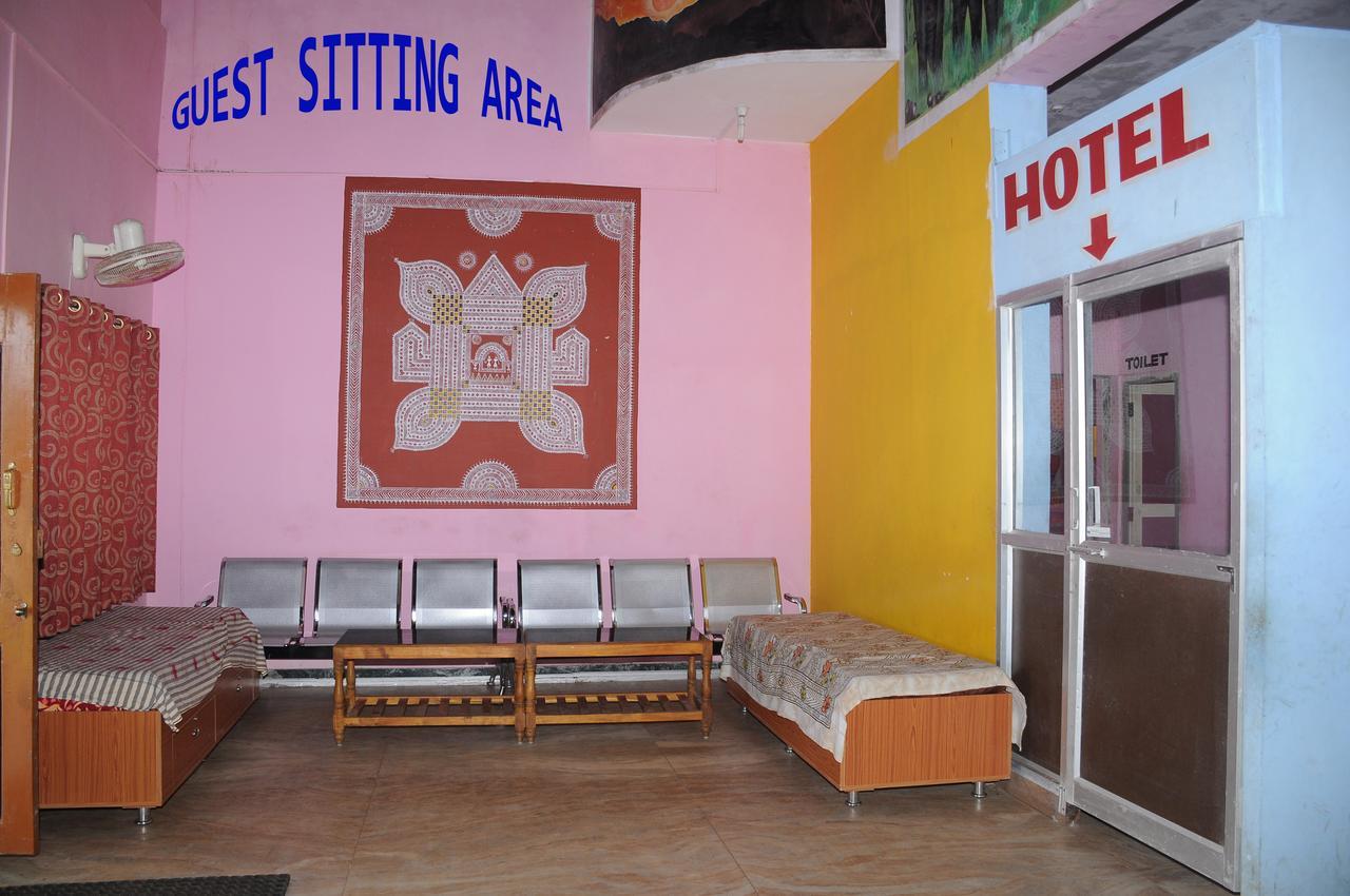 Hotel Prakruthi Yatri Nivas Māvingundi Zewnętrze zdjęcie